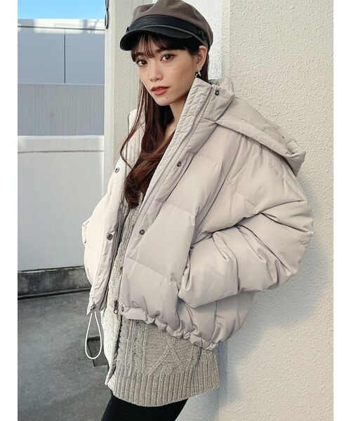 GYDA（ジェイダ）の「【WEB限定】ショートダウンコート（ダウンジャケット/コート・レディース・ライトグレー/ブラック・FREE）」の16枚目の写真