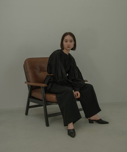 I_am(アイアム)の「chunky mule(パンプス・レディース・ブラック/オフホワイト/キャメル・S/M/L)」の8枚目の写真