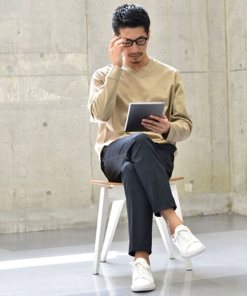 SHIPS(シップス)の「【WEB限定】SHIPS: 形態安定 防シワ加工 テレワーク ビズ Vネック Tシャツ (ロンT) 21FW(Tシャツ/カットソー・メンズ・ホワイト/ダークグレー/ベージュ/ロイヤルブルー・SMALL/MEDIUM/LARGE/X-LARGE/XX-LARGE)」の22枚目の写真