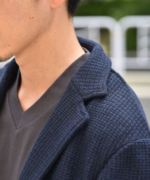 SHIPS(シップス)の「【WEB限定】SHIPS: 形態安定 防シワ加工 テレワーク ビズ Vネック Tシャツ (ロンT) 21FW(Tシャツ/カットソー・メンズ・ホワイト/ダークグレー/ベージュ/ロイヤルブルー・SMALL/MEDIUM/LARGE/X-LARGE/XX-LARGE)」の15枚目の写真