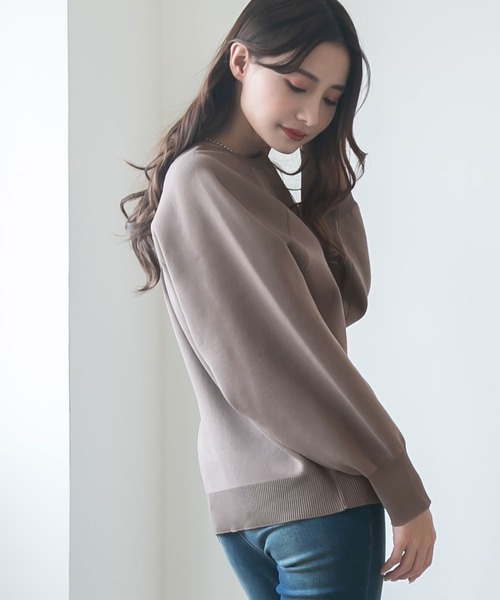 Newlyme（ニューリーミー）の「美肌映えラグランボリュームカーディガン（カーディガン/ボレロ・レディース・ベージュ/パープル/ピンク/ライトグレー/ブラック/アイボリー/ブルー/ブラウン・LL～3L/M-L）」の20枚目の写真
