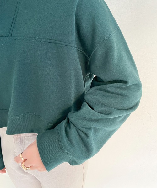 EPIMI E'PIMMY(エピミエピミー)の「ハーフジップ裏毛ショートプルオーバー(スウェット・レディース・ダークブルー/オフホワイト/グリーン/杢グレー・MEDIUM)」の18枚目の写真