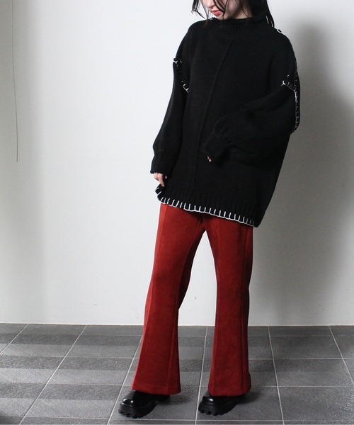 one way（ワンウェイ）の「【oneway】スエードポンチフレアパンツ（スラックス・レディース・ブラック/ベージュ/ライトグリーン/ボルドー・FREE）」の4枚目の写真