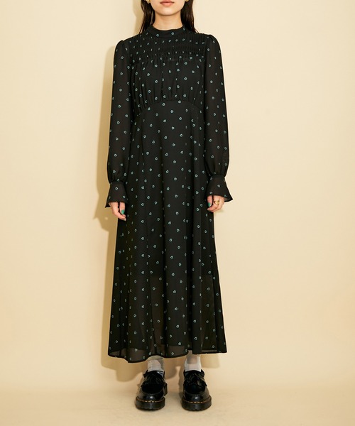 MADEMOISELLE ROPE'（マドモアゼル ロペ）の「ハートプリントワンピース（ワンピース・レディース・ブラック/モスグリーン・38）」の7枚目の写真