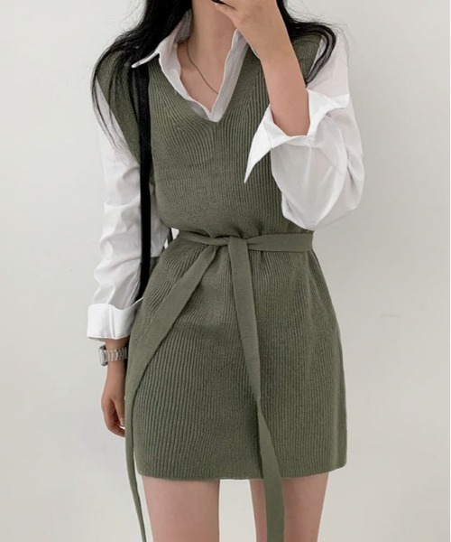 BEIDELLI（ベイデリー）の「[BELLIDE MADE] Vネックニットベストワンピース（ワンピース・レディース・オリーブ/マスタード・FREE）」の11枚目の写真