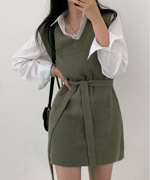 BEIDELLI（ベイデリー）の「[BELLIDE MADE] Vネックニットベストワンピース（ワンピース・レディース・オリーブ/マスタード・FREE）」の3枚目の写真