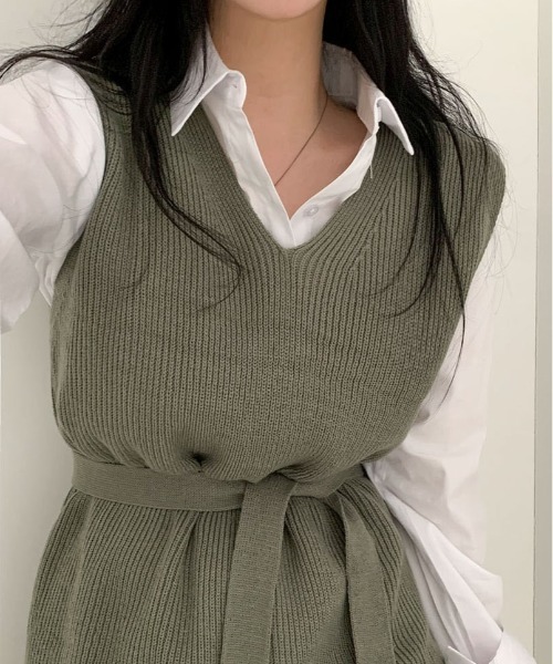 BEIDELLI（ベイデリー）の「[BELLIDE MADE] Vネックニットベストワンピース（ワンピース・レディース・オリーブ/マスタード・FREE）」の9枚目の写真