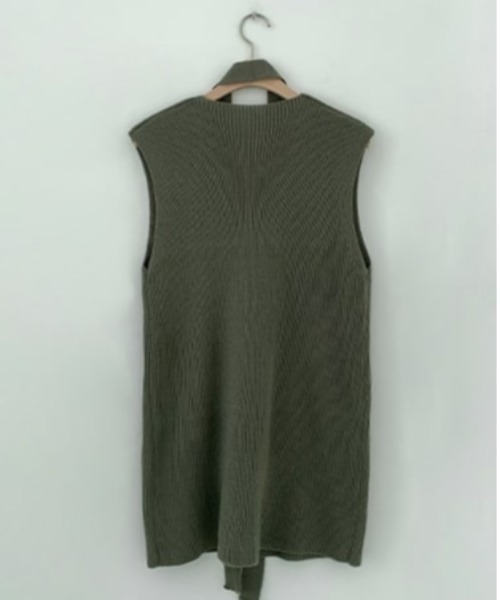 BEIDELLI（ベイデリー）の「[BELLIDE MADE] Vネックニットベストワンピース（ワンピース・レディース・オリーブ/マスタード・FREE）」の13枚目の写真