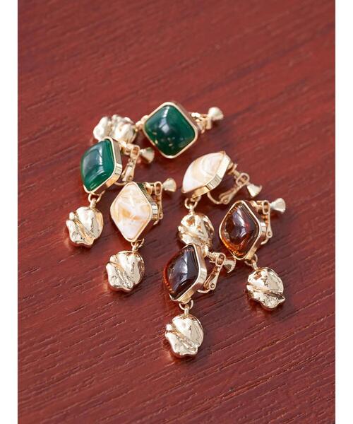 earth music&ecology（アースミュージックアンドエコロジー）の「スクエアアクリルイヤリング ＊（イヤリング・レディース・アイボリー/ブラウン/ダークグリーン・FREE）」の15枚目の写真