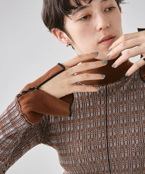 TODAYFUL（トゥデイフル）の「【TODAYFUL(トゥデイフル)】ジャガードパイピングニット 12120529（ニット/セーター・レディース・ブラウン/マスタード・FREE）」の14枚目の写真