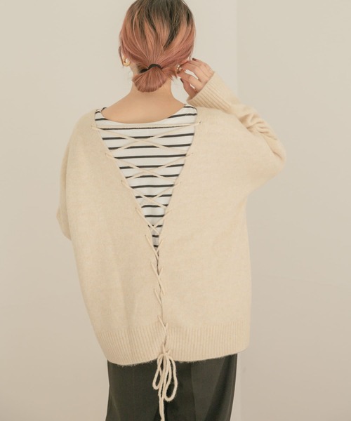 ITEMS URBANRESEARCH（アイテムズ アーバンリサーチ）の「バック編みニット（ニット/セーター・レディース・パープル/グリーン/ライトベージュ・FREE）」の6枚目の写真