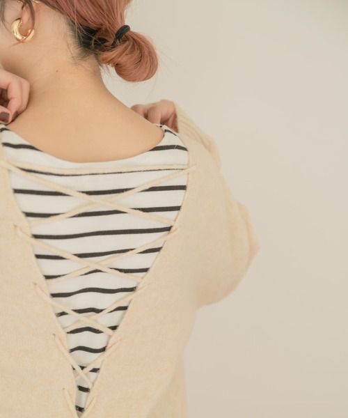 ITEMS URBANRESEARCH（アイテムズ アーバンリサーチ）の「バック編みニット（ニット/セーター・レディース・パープル/グリーン/ライトベージュ・FREE）」の9枚目の写真