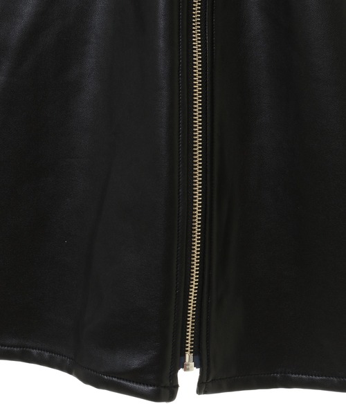 Candy Stripper（キャンディストリッパー）の「BELTED FAKE LEATHER