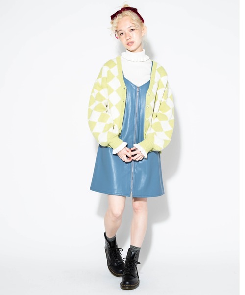 Candy Stripper（キャンディストリッパー）の「BELTED FAKE LEATHER ワンピース（ジャンパースカート・レディース・ブラック/ブルー・2）」の16枚目の写真