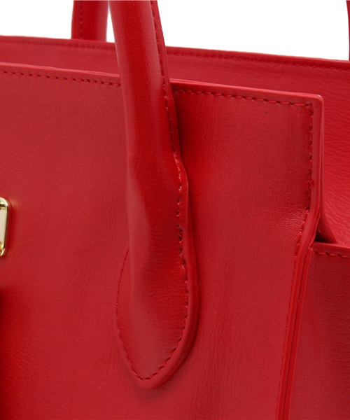 LEPSIM（レプシィム）の「タッセルミニトート　558087（トートバッグ・レディース・ブラック/ライトベージュ/ライトブルー/レッド・FREE）」の9枚目の写真