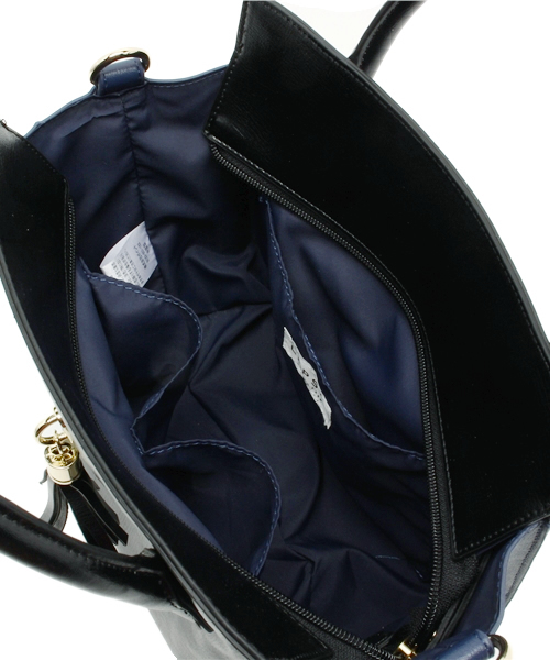 LEPSIM（レプシィム）の「タッセルミニトート　558087（トートバッグ・レディース・ブラック/ライトベージュ/ライトブルー/レッド・FREE）」の17枚目の写真