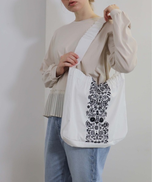 セール チェコのお祭り ハンドバッグ Haupia ハウピア のファッション通販 Zozotown