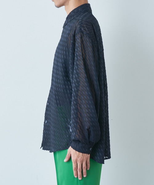 Lui's(ルイス)の「ジャガードシアーボリュームシャツ(シャツ/ブラウス・メンズ・ホワイト/ブラック・SMALL/MEDIUM)」の11枚目の写真