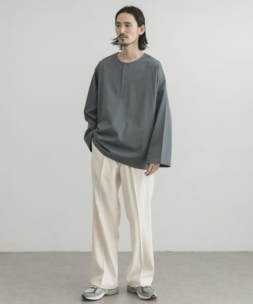 URBAN RESEARCH（アーバンリサーチ）の「オーガニックコットンスリーピングシャツ（Tシャツ/カットソー・メンズ・オフホワイト/ブラック系その他/グリーン系その他・MEDIUM/LARGE）」の11枚目の写真