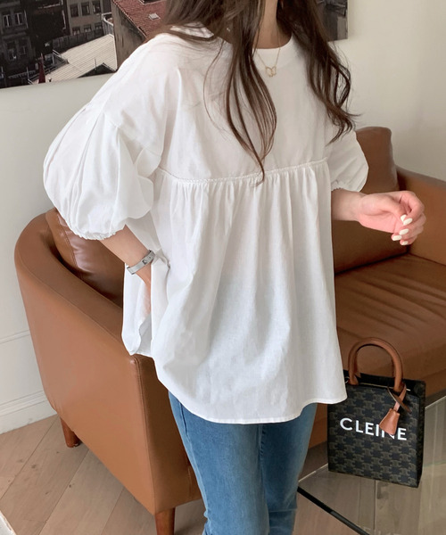 emi+(エミプラス)の「フロントギャザーチュニックブラウス(シャツ/ブラウス・レディース・ホワイト/ブラック/グリーン/モカ/ブルーグレー/パープル/チャコールグレー/ベージュ/ライトブルー・FREE)」の17枚目の写真