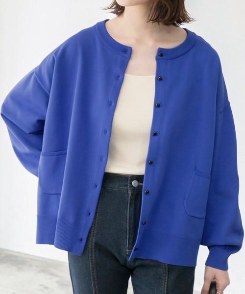 BONLECILL(ボンルシール)の「クルーネック ポケット付きオーバーサイズカーディガン(カーディガン/ボレロ・レディース・ブラック/ピンク/ブルー/グリーン/アイボリー/レッド/ブラック系その他・FREE)」の6枚目の写真