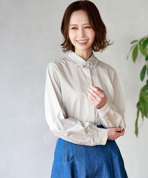 MACKINTOSH PHILOSOPHY（ﾏｯｷﾝﾄｯｼｭ ﾌｨﾛｿﾌｨｰ）の「フリルカラーシャツ