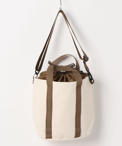 FREDRIK PACKERS(フレドリックパッカーズ)の「FREDRIK PACKERS / フレドリック パッカーズ ドローストリングトート RED DRAW STRING TOTE(トートバッグ・レディース・ナチュラル/ブラック・FREE)」の3枚目の写真