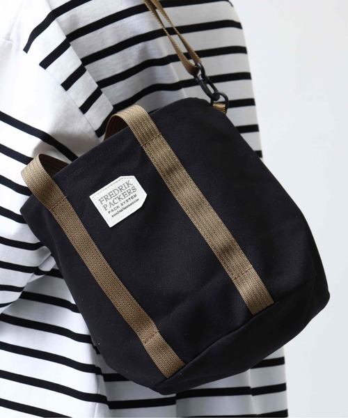 FREDRIK PACKERS(フレドリックパッカーズ)の「FREDRIK PACKERS / フレドリック パッカーズ ドローストリングトート RED DRAW STRING TOTE(トートバッグ・レディース・ナチュラル/ブラック・FREE)」の2枚目の写真