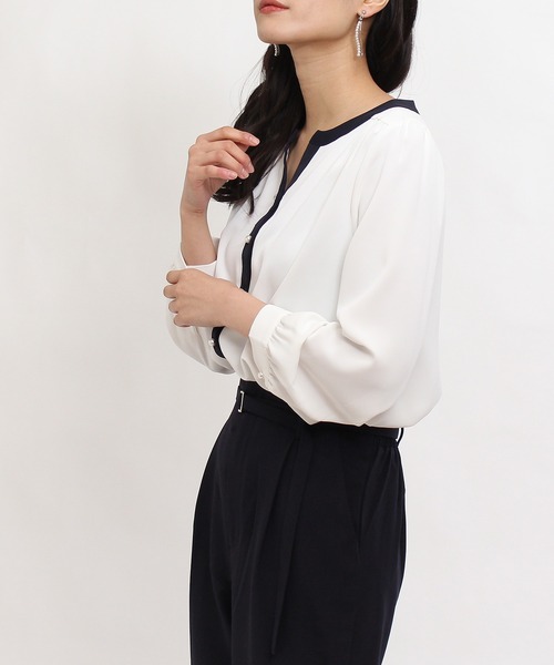 TRUDEA（トルディア）の「配色使いパールボタンスキッパーブラウス（シャツ/ブラウス・レディース・ミント/モカ/ピンクベージュ/ベージュ/ホワイト/サックスブルー・SMALL/MEDIUM/LARGE）」の9枚目の写真