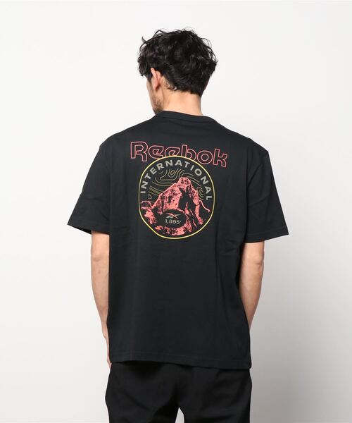 Reebok(リーボック)の「クラシックス Tシャツ / Classics T-Shirt /(Tシャツ/カットソー・メンズ・アーミー/レッド系その他/ブラック・SMALL/LARGE/MEDIUM/X-SMALL/XXX-LARGE/XX-LARGE/X-LARGE)」の16枚目の写真