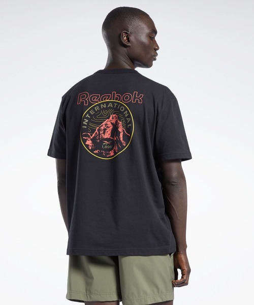 Reebok(リーボック)の「クラシックス Tシャツ / Classics T-Shirt /(Tシャツ/カットソー・メンズ・アーミー/レッド系その他/ブラック・SMALL/LARGE/MEDIUM/X-SMALL/XXX-LARGE/XX-LARGE/X-LARGE)」の1枚目の写真