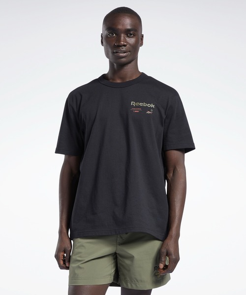 Reebok(リーボック)の「クラシックス Tシャツ / Classics T-Shirt /(Tシャツ/カットソー・メンズ・アーミー/レッド系その他/ブラック・SMALL/LARGE/MEDIUM/X-SMALL/XXX-LARGE/XX-LARGE/X-LARGE)」の13枚目の写真
