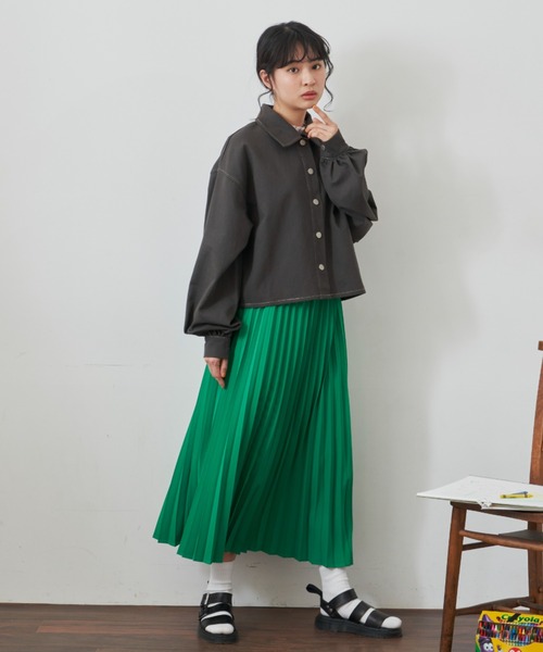 MERLOT（メルロー）の「ボリューム袖ツイルシャツJK（デニムジャケット・レディース・ホワイト/チャコールグレー/ライトブルー・FREE）」の16枚目の写真