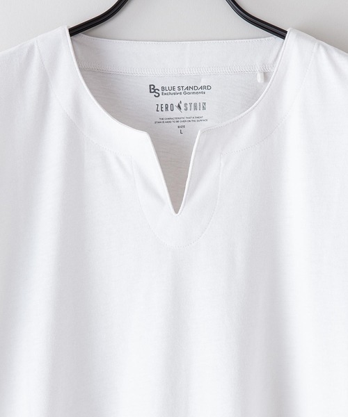 Blue Standard （ブルースタンダード）の「【BLUE STANDARD/ブルースタンダード】汗染みの目立ちにくいTシャツ ゼロステイン　撥水性　 UVカット　キーネックTシャツ（Tシャツ/カットソー・メンズ・ホワイト/チャコールグレー/ブラック/ネイビー/グレー/オリーブ/サックスブルー/ライトベージュ・SMALL/MEDIUM/LARGE/X-LARGE）」の9枚目の写真