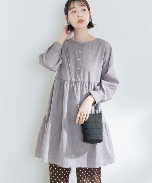 F by ROSSO(エフバイロッソ)の「F by ROSSO イージーケアリネンティアードチュニック(シャツ/ブラウス・レディース・ブラウン/オフホワイト/イエロー・FREE)」の1枚目の写真