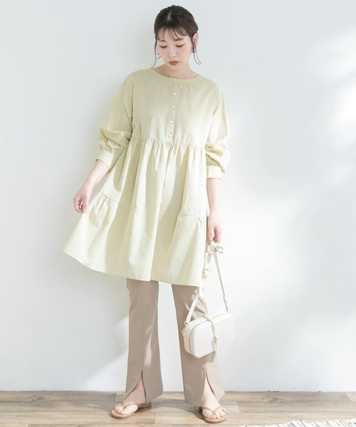 F by ROSSO(エフバイロッソ)の「F by ROSSO イージーケアリネンティアードチュニック(シャツ/ブラウス・レディース・ブラウン/オフホワイト/イエロー・FREE)」の21枚目の写真
