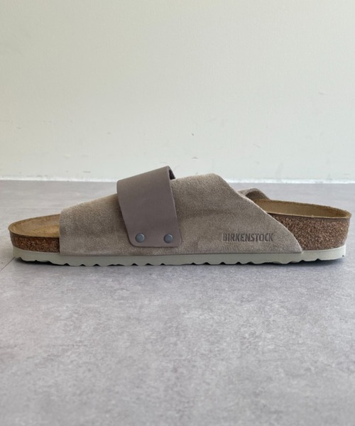 BIRKENSTOCK（ビルケンシュトック）の「【BIRKENSTOCK / ビルケンシュトック】KYOTO（サンダル・メンズ・ベージュ/ブラック・40/41/42）」の9枚目の写真