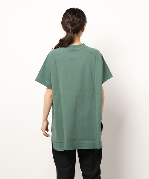 Samansa Mos2(サマンサ モスモス)の「ロゴ刺繍フレンチスリーブTシャツ(Tシャツ/カットソー・レディース・オフホワイト/グリーン/ベージュ/チャコール・フリ-)」の6枚目の写真