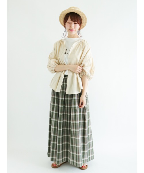 Samansa Mos2(サマンサ モスモス)の「ロゴ刺繍フレンチスリーブTシャツ(Tシャツ/カットソー・レディース・オフホワイト/グリーン/ベージュ/チャコール・フリ-)」の10枚目の写真