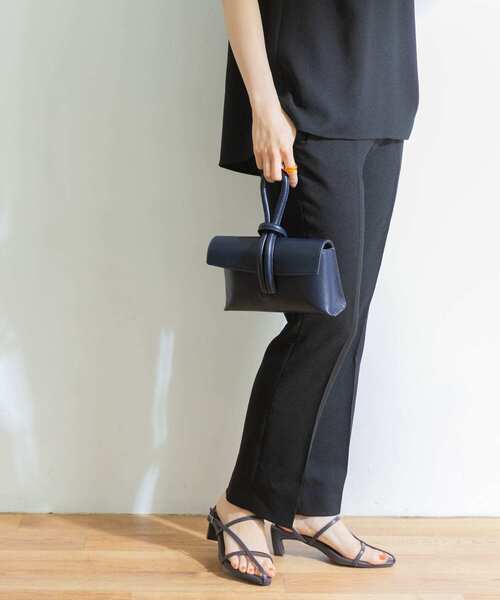 URBAN RESEARCH（アーバンリサーチ）の「リネンライクセミフレアイージーパンツ（その他パンツ・レディース・ブラック/グリーン/ベージュ・38/36）」の5枚目の写真