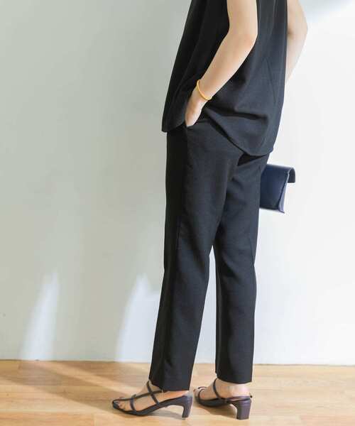 URBAN RESEARCH（アーバンリサーチ）の「リネンライクセミフレアイージーパンツ（その他パンツ・レディース・ブラック/グリーン/ベージュ・38/36）」の7枚目の写真