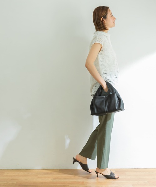 URBAN RESEARCH（アーバンリサーチ）の「リネンライクセミフレアイージーパンツ（その他パンツ・レディース・ブラック/グリーン/ベージュ・38/36）」の16枚目の写真