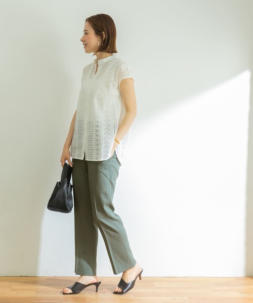 URBAN RESEARCH（アーバンリサーチ）の「リネンライクセミフレアイージーパンツ（その他パンツ・レディース・ブラック/グリーン/ベージュ・38/36）」の17枚目の写真