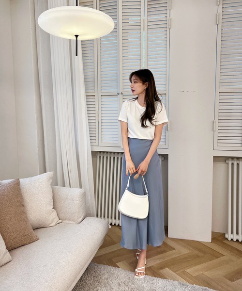 by muni:r（バイ ムニール）の「5COLORベーシックTシャツ（Tシャツ/カットソー・レディース・アイボリー/ブラック/ミント/パープル/イエロー・FREE）」の14枚目の写真