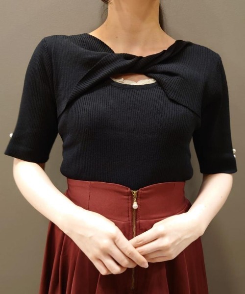 axes femme（アクシーズファム）の「ねじりリボンデザインニット（ニット/セーター・レディース・ブラック/オレンジ/キナリ・FREE）」の3枚目の写真