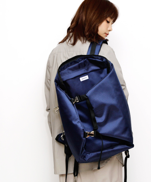 ADAM PATEK（アダムパテック）の「ADAM PATEK/【Vodka】COVER BACKPACK（バックパック/リュック・レディース・ブラック/ネイビー・FREE）」の2枚目の写真