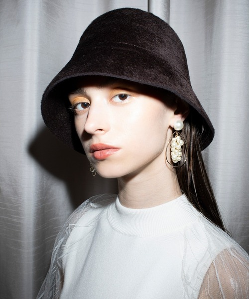 EIMY ISTOIRE（エイミーイストワール）の「ボリュームパールイヤリング（イヤリング・レディース・ホワイト・FREE）」の4枚目の写真