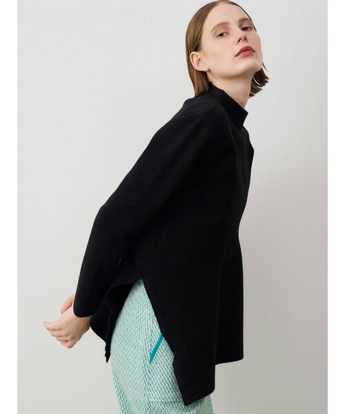 ELENDEEK（エレンディーク）の「フォーミーフレアニット（ニット/セーター・レディース・ブラック/ライトベージュ/ライム・FREE）」の11枚目の写真