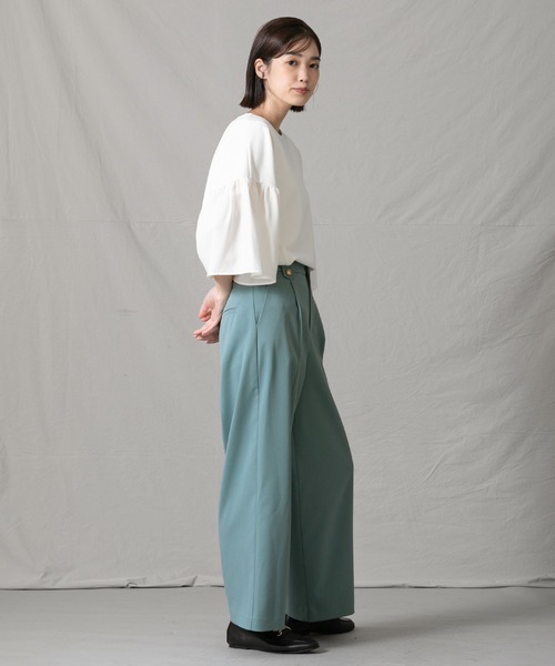 Gready Brilliant（グレディブリリアン）の「ＴＲツイルタックセミワイドパンツ（その他パンツ・レディース・グレイッシュベージュ/ブルーグリーン・38/36）」の4枚目の写真