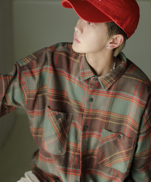 neos(ネオス)の「【neos -addictive design-】ルーズシルエット レトロ チェック オーバー ツイル シャツ(シャツ/ブラウス・メンズ・ネイビー/レッド/ブラウン/ベージュ・MEDIUM/LARGE/X-LARGE)」の12枚目の写真